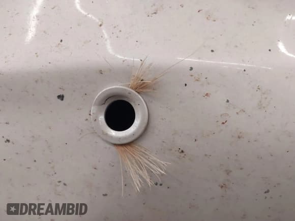 ✅ 2017 GMC Sierra 1500 Denali • VIN: 3GTU2PEJXHG240654 • Lot: 42549730. Listed on IAAI with 157,480 mi. Free auction sales archive from the USA and detailed vehicle history report at DreamBid. Image 18.