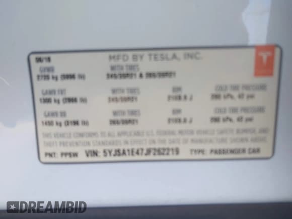 ✅ 2018 Tesla Model S 75D • VIN: 5YJSA1E47JF262219 • Lot: 43557595. Wystawiony na IAAI z przebiegiem 54 095 mil. Bezpłatny archiwum sprzedaży aukcyjnych z USA i szczegółowy raport historii pojazdu na DreamBid. Zdjęcie 9.
