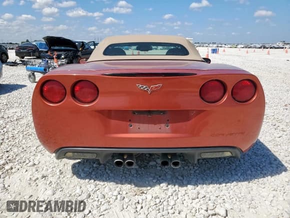 ✅ 2006 Chevrolet Corvette • VIN: 1G1YY36U865112184 • Lot: 80364035. Listed on Copart with 101,053 mi. Free auction sales archive from the USA and detailed vehicle history report at DreamBid. Image 6.