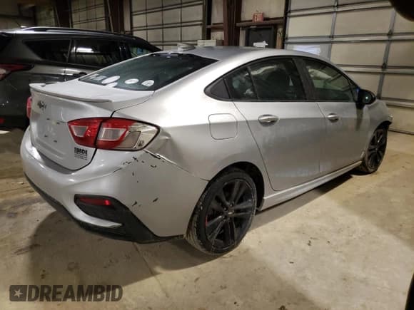 ✅ 2018 Chevrolet Cruze LT • VIN: 1G1BE5SM4J7110056 • Лот: 36002843. Опубликован ранее на Copart с пробегом 45 215 миль. Бесплатный доступ к архиву аукционных продаж из США и подробный отчёт об истории автомобиля на DreamBid. Изображение 3.