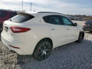 ✅ 2018 Maserati Levante S GranSport • VIN: ZN661YUS0JX269737 • Lot: 82872953. Wystawiony na Copart z przebiegiem 98 866 mil. Bezpłatny archiwum sprzedaży aukcyjnych z USA i szczegółowy raport historii pojazdu na DreamBid. Zdjęcie 3.