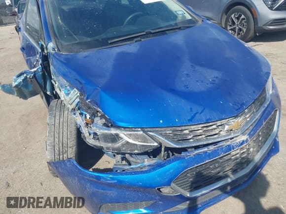 ✅ 2018 Chevrolet Cruze LT • VIN: 3G1BE6SM2JS655194 • Lot: 43293454. Listed on IAAI with 119,903 mi. Free auction sales archive from the USA and detailed vehicle history report at DreamBid. Image 6.