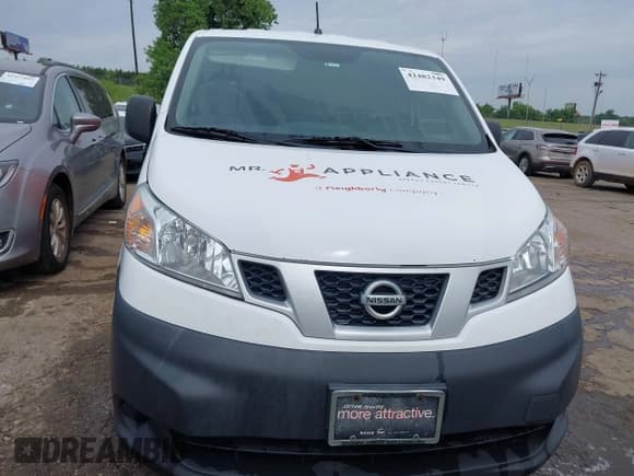 ✅ 2019 Nissan NV200 SV • VIN: 3N6CM0KN6KK690646 • Lot: 42482349. Listed on IAAI with 146,586 mi. Free auction sales archive from the USA and detailed vehicle history report at DreamBid. Image 12.