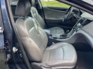 ✅ 2011 Hyundai Sonata SE • VIN: 5NPEC4AC8BH132474 • Lot: 83228294. Listed on Copart with 136,310 mi. Free auction sales archive from the USA and detailed vehicle history report at DreamBid. Image 5.