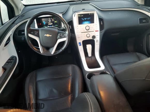 ✅ 2013 Chevrolet Volt • VIN: 1G1RD6E4XDU141241 • Lot: 75853044. Wystawiony na Copart z przebiegiem 179 378 mil. Bezpłatny archiwum sprzedaży aukcyjnych z USA i szczegółowy raport historii pojazdu na DreamBid. Zdjęcie 8.