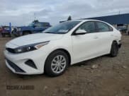 ✅ 2022 Kia Forte LXS • VIN: 3KPF24AD2NE430236 • Lot: 82561055. Wystawiony na Copart z przebiegiem 38 436 mil. Bezpłatny archiwum sprzedaży aukcyjnych z USA i szczegółowy raport historii pojazdu na DreamBid. Zdjęcie 1.