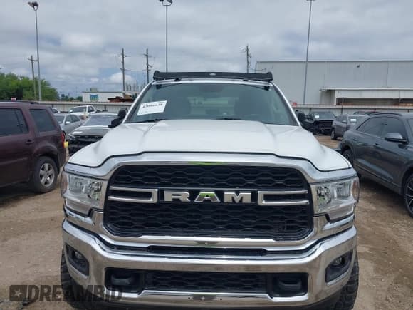 ✅ 2019 Ram 2500 Big Horn • VIN: 3C6UR5DL7KG587151 • Лот: 42086628. Опубликован ранее на IAAI с пробегом 137 868 миль. Бесплатный доступ к архиву аукционных продаж из США и подробный отчёт об истории автомобиля на DreamBid. Изображение 6.