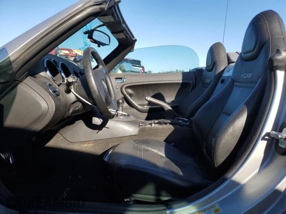 ✅ 2007 Pontiac Solstice GXP • VIN: 1G2MG35X17Y120247 • Lot: 86802455. Wystawiony na Copart z przebiegiem 120 446 mil. Bezpłatny archiwum sprzedaży aukcyjnych z USA i szczegółowy raport historii pojazdu na DreamBid. Zdjęcie 7.