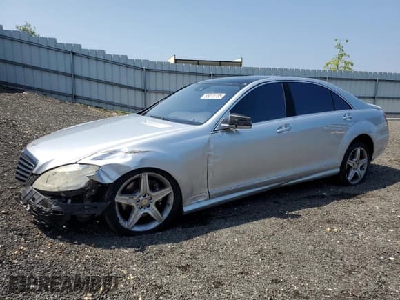 ✅ 2011 Mercedes-Benz S 550 • VIN: WDDNG8GB3BA370840 • Lot: 65813735. Listed on Copart with 116,756 mi. Free auction sales archive from the USA and detailed vehicle history report at DreamBid. Image 1.