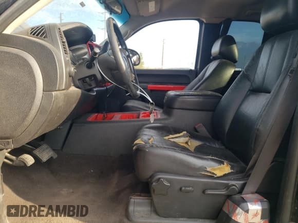 ✅ 2013 Chevrolet Silverado 1500 LT • VIN: 1GCRCSE03DZ107080 • Lot: 63039784. Listed on Copart with 282,364 mi. Free auction sales archive from the USA and detailed vehicle history report at DreamBid. Image 7.