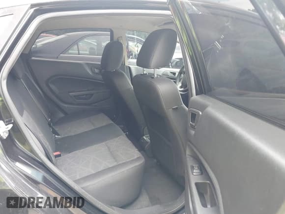 ✅ 2011 Ford Fiesta SE • VIN: 3FADP4BJ2BM153298 • Lot: 43130466. Listed on IAAI with 161,794 mi. Free auction sales archive from the USA and detailed vehicle history report at DreamBid. Image 8.