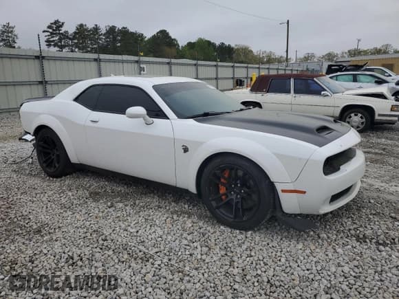 ✅ 2021 Dodge Challenger SRT Hellcat Redeye Widebody • VIN: 2C3CDZL95MH520801 • Lot: 48787295. Wystawiony na Copart z przebiegiem Nie podano. Bezpłatny archiwum sprzedaży aukcyjnych z USA i szczegółowy raport historii pojazdu na DreamBid. Zdjęcie 4.