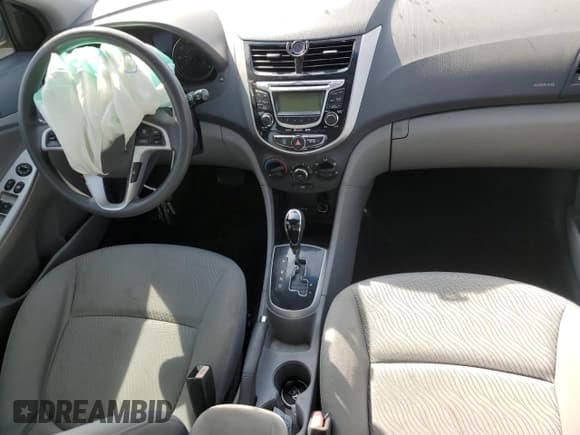 ✅ 2012 Hyundai Accent GLS • VIN: KMHCU4AE4CU099093 • Лот: 71662424. Опубликован ранее на Copart с пробегом 172 638 миль. Бесплатный доступ к архиву аукционных продаж из США и подробный отчёт об истории автомобиля на DreamBid. Изображение 8.