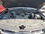 ✅ 2017 Chevrolet Suburban Premier • VIN: 1GNSKJKC7HR169222 • Lot: 49740933. Wystawiony na Copart z przebiegiem 117 295 mil. Bezpłatny archiwum sprzedaży aukcyjnych z USA i szczegółowy raport historii pojazdu na DreamBid. Zdjęcie 13.