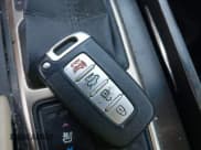 ✅ 2012 Hyundai Azera • VIN: KMHFH4JG6CA176924 • Lot: 43023155. Listed on IAAI with 122,345 mi. Free auction sales archive from the USA and detailed vehicle history report at DreamBid. Image 11.