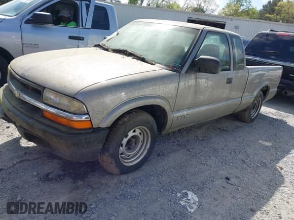 ✅ 2001 Chevrolet S-10 • VIN: 1GCCS195818236345 • Лот: 41965528. Опубликован ранее на IAAI с пробегом 75 816 миль. Бесплатный доступ к архиву аукционных продаж из США и подробный отчёт об истории автомобиля на DreamBid. Изображение 2.