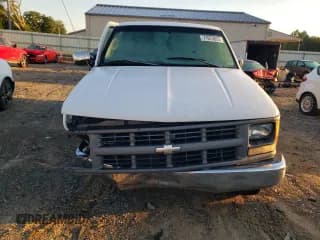 ✅ 1997 Chevrolet Silverado 2500 • VIN: 1GCGC24RXVZ126685 • Lot: 71973025. Wystawiony na Copart z przebiegiem 233 464 mil. Bezpłatny archiwum sprzedaży aukcyjnych z USA i szczegółowy raport historii pojazdu na DreamBid. Zdjęcie 5.