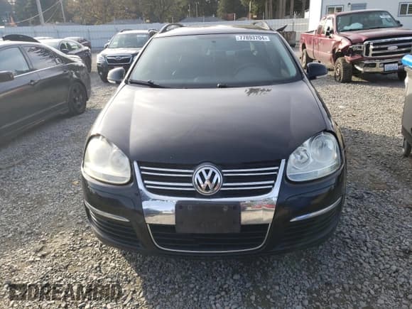 ✅ 2009 Volkswagen Jetta SE • VIN: 3VWTZ71K99M252459 • Lot: 77893704. Listed on Copart with 181,022 mi. Free auction sales archive from the USA and detailed vehicle history report at DreamBid. Image 5.