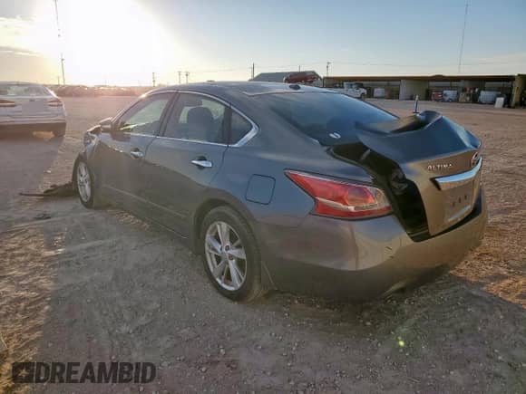 2015 Nissan Altima SV with VIN 1N4AL3AP8FC594780, listed as a Copart auction lot 84027905 with 133,890 mi miles and Salvage title. Bid and sale history available at DreamBid. Image 2.