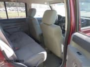 ✅ 2007 Jeep Commander Sport • VIN: 1J8HH48P27C553755 • Lot: 43478352. Wystawiony na IAAI z przebiegiem 166 500 mil. Bezpłatny archiwum sprzedaży aukcyjnych z USA i szczegółowy raport historii pojazdu na DreamBid. Zdjęcie 8.