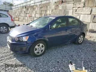 2013 Chevrolet Sonic LS z VIN 1G1JA5SH0D4152935, wystawiony jako Copart lot #89508715 z przebiegiem 160 911 mil mil oraz Szkoda całkowita • Salvage title. Historia ofert i sprzedaży dostępna na DreamBid. Obrazek 1.