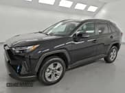 ✅ 2025 Toyota RAV4 XLE • VIN: 2T3W1RFV7SC315800 • Lot: 93185435. Listed on Copart with 20,703 mi. Free auction sales archive from the USA and detailed vehicle history report at DreamBid. Image 1.