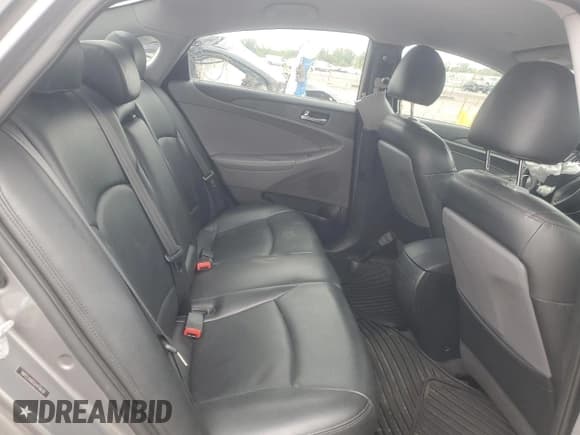 ✅ 2012 Hyundai Sonata Limited • VIN: 5NPEC4AB5CH476630 • Lot: 72505024. Listed on Copart with 123,624 mi. Free auction sales archive from the USA and detailed vehicle history report at DreamBid. Image 10.