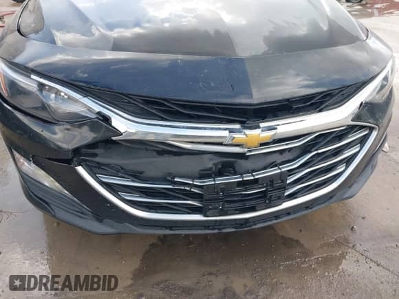 2020 Chevrolet Malibu LT with VIN 1G1ZD5ST3LF098810, listed as a IAAI auction lot 43438532 with 140,976 mi miles and . Bid and sale history available at DreamBid. Image 6.
