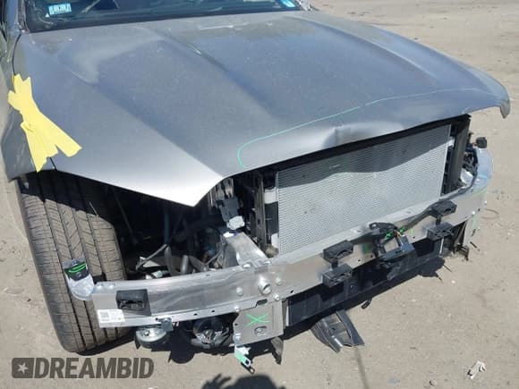 ✅ 2022 Mercedes-Benz C 300 • VIN: W1KAF4HB2NR062167 • Lot: 42523167. Wystawiony na IAAI z przebiegiem 12 546 mil. Bezpłatny archiwum sprzedaży aukcyjnych z USA i szczegółowy raport historii pojazdu na DreamBid. Zdjęcie 6.