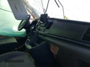 ✅ 2020 Ford Transit Passenger XL • VIN: 1FBAX2C8XLKB51891 • Lot: 38819554. Wystawiony na IAAI z przebiegiem Nie podano. Bezpłatny archiwum sprzedaży aukcyjnych z USA i szczegółowy raport historii pojazdu na DreamBid. Zdjęcie 5.