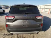 ✅ 2022 Ford Escape S • VIN: 1FMCU9F66NUA34375 • Lot: 86172924. Wystawiony na Copart z przebiegiem 58 296 mil. Bezpłatny archiwum sprzedaży aukcyjnych z USA i szczegółowy raport historii pojazdu na DreamBid. Zdjęcie 6.