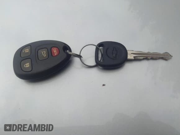 ✅ 2013 Chevrolet Tahoe Commercial • VIN: 1GNLC2E05DR351035 • Lot: 42641974. Wystawiony na IAAI z przebiegiem 265 608 mil. Bezpłatny archiwum sprzedaży aukcyjnych z USA i szczegółowy raport historii pojazdu na DreamBid. Zdjęcie 11.