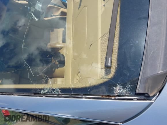 ✅ 2015 Porsche Macan S • VIN: WP1AB2A5XFLB59652 • Lot: 42626960. Listed on IAAI with 96,283 mi. Free auction sales archive from the USA and detailed vehicle history report at DreamBid. Image 17.