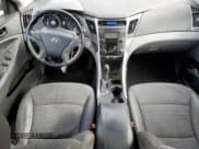 ✅ 2013 Hyundai Sonata SE • VIN: 5NPEC4AC9DH698761 • Lot: 89685955. Listed on Copart with 222,878 mi. Free auction sales archive from the USA and detailed vehicle history report at DreamBid. Image 8.