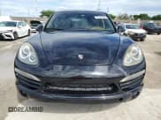 ✅ 2011 Porsche Cayenne S Hybrid • VIN: WP1AE2A29BLA92548 • Lot: 81575905. Wystawiony na Copart z przebiegiem 84 505 mil. Bezpłatny archiwum sprzedaży aukcyjnych z USA i szczegółowy raport historii pojazdu na DreamBid. Zdjęcie 5.