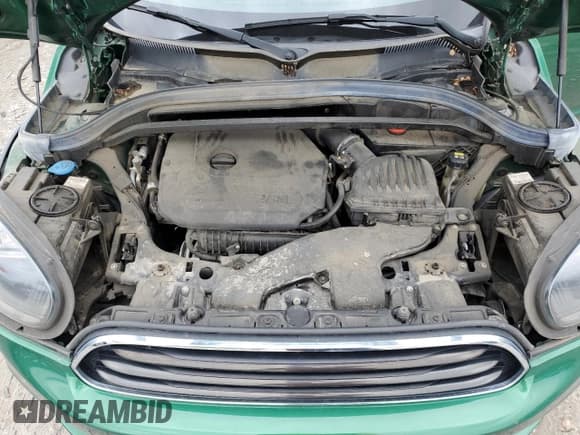 ✅ 2020 MINI Countryman Cooper • VIN: WMZYW3C09L3L09421 • Lot: 55501455. Wystawiony na Copart z przebiegiem 87 117 mil. Bezpłatny archiwum sprzedaży aukcyjnych z USA i szczegółowy raport historii pojazdu na DreamBid. Zdjęcie 12.