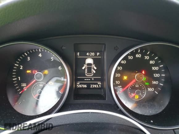 ✅ 2013 Volkswagen Golf w/Conv & Sunroof • VIN: WVWDB7AJXDW135873 • Lot: 44948635. Listed on Copart with 59,706 mi. Free auction sales archive from the USA and detailed vehicle history report at DreamBid. Image 9.