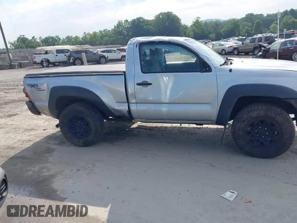 ✅ 2011 Toyota Tacoma • VIN: 5TFPX4EN5BX002830 • Lot: 42688913. Listed on IAAI with 229,264 mi. Free auction sales archive from the USA and detailed vehicle history report at DreamBid. Image 13.