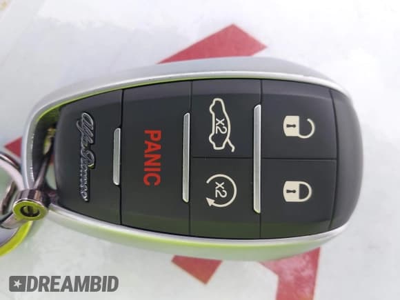 ✅ 2017 Alfa Romeo Giulia Ti • VIN: ZARFAEEN4H7545989 • Lot: 43732280. Listed on IAAI with 78,828 mi. Free auction sales archive from the USA and detailed vehicle history report at DreamBid. Image 11.