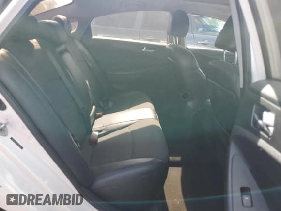 ✅ 2012 Hyundai Sonata SE • VIN: 5NPEC4AC4CH466406 • Lot: 74525684. Listed on Copart with 233,642 mi. Free auction sales archive from the USA and detailed vehicle history report at DreamBid. Image 10.