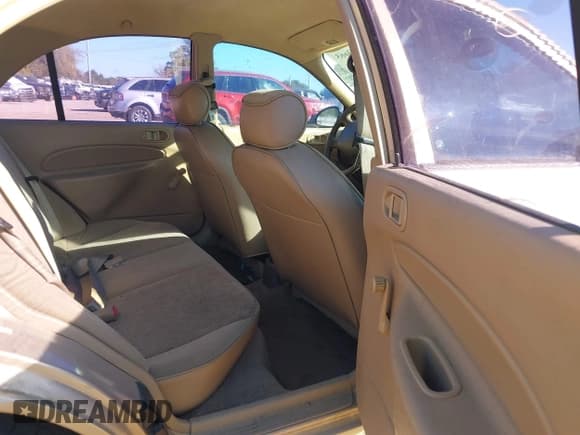 ✅ 1998 Ford Escort • VIN: 1FALP10P9WW106311 • Lot: 43613665. Listed on IAAI with 159,878 mi. Free auction sales archive from the USA and detailed vehicle history report at DreamBid. Image 8.