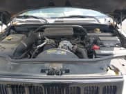 ✅ 2006 Jeep Commander • VIN: 1J8HG48K56C324296 • Lot: 42735532. Wystawiony na IAAI z przebiegiem 143 009 mil. Bezpłatny archiwum sprzedaży aukcyjnych z USA i szczegółowy raport historii pojazdu na DreamBid. Zdjęcie 10.