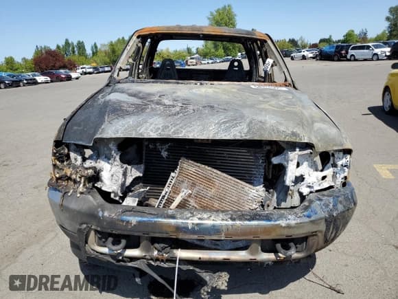 ✅ 2003 Ford F-250 XL • VIN: 1FTNW21F43EB01889 • Лот: 54324005. Опубликован ранее на Copart с пробегом Не указан. Бесплатный доступ к архиву аукционных продаж из США и подробный отчёт об истории автомобиля на DreamBid. Изображение 5.