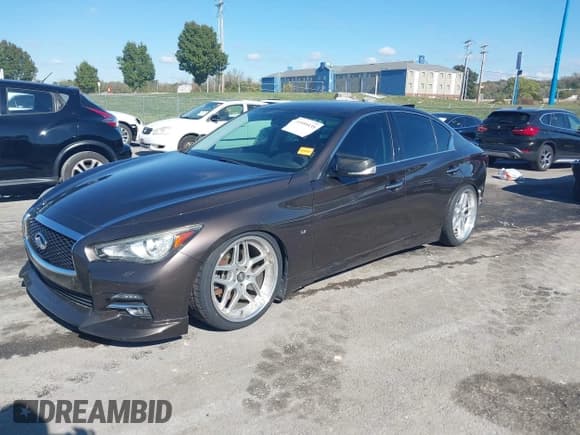 ✅ 2014 Infiniti Q50 Premium • VIN: JN1BV7AP3EM680025 • Lot: 43559135. Wystawiony na IAAI z przebiegiem 119 301 mil. Bezpłatny archiwum sprzedaży aukcyjnych z USA i szczegółowy raport historii pojazdu na DreamBid. Zdjęcie 17.