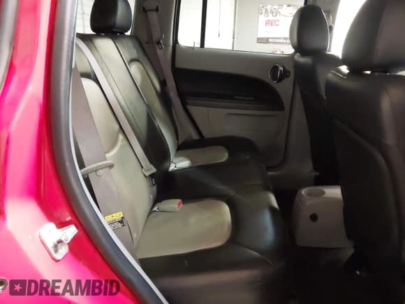 ✅ 2006 Chevrolet HHR LT • VIN: 3GNDA23D06S661187 • Lot: 41361249. Listed on IAAI with 155,475 mi. Free auction sales archive from the USA and detailed vehicle history report at DreamBid. Image 8.