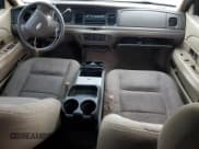 ✅ 2003 Ford Police Interceptor Street Appear • VIN: 2FAFP71W43X131753 • Lot: 73836464. Wystawiony na Copart z przebiegiem 190 719 mil. Bezpłatny archiwum sprzedaży aukcyjnych z USA i szczegółowy raport historii pojazdu na DreamBid. Zdjęcie 8.