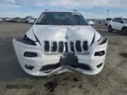 ✅ 2016 Jeep Cherokee Overland • VIN: 1C4PJMJS8GW314876 • Лот: 46354445. Опубликован ранее на Copart с пробегом 102 283 миль. Бесплатный доступ к архиву аукционных продаж из США и подробный отчёт об истории автомобиля на DreamBid. Изображение 5.