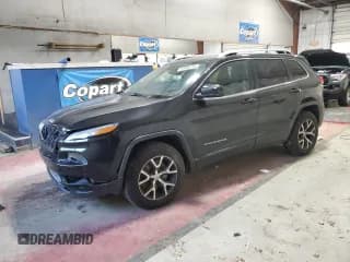 ✅ 2015 Jeep Cherokee Latitude • VIN: 1C4PJMCS4FW557211 • Lot: 93606255. Wystawiony na Copart z przebiegiem 186 014 mil. Bezpłatny archiwum sprzedaży aukcyjnych z USA i szczegółowy raport historii pojazdu na DreamBid. Zdjęcie 1.