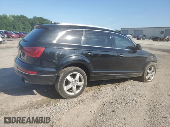 ✅ 2015 Audi Q7 Premium • VIN: WA1CGAFE4FD009118 • Лот: 60714135. Опубликован ранее на Copart с пробегом Не указан. Бесплатный доступ к архиву аукционных продаж из США и подробный отчёт об истории автомобиля на DreamBid. Изображение 3.