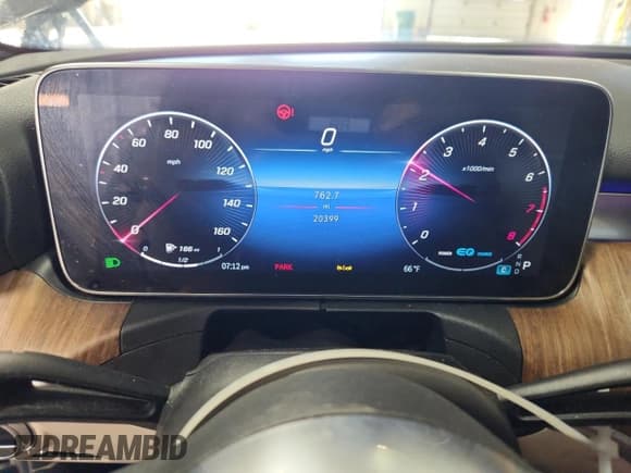 ✅ 2022 Mercedes-Benz C 300 • VIN: W1KAF4HB3NR053820 • Lot: 91199105. Wystawiony na Copart z przebiegiem 20 399 mil. Bezpłatny archiwum sprzedaży aukcyjnych z USA i szczegółowy raport historii pojazdu na DreamBid. Zdjęcie 9.